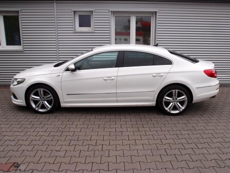 Volkswagen Passat CC, 2011 - pohled č. 4