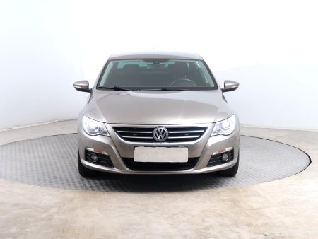 Volkswagen Passat CC, 2010 - pohled č. 2