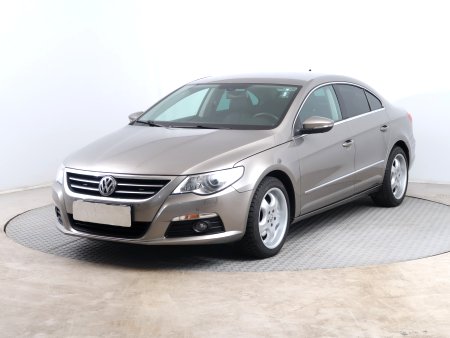 Volkswagen Passat CC, 2010 - pohled č. 3