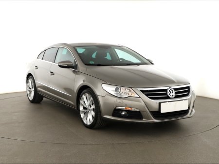 Volkswagen Passat CC, 2010