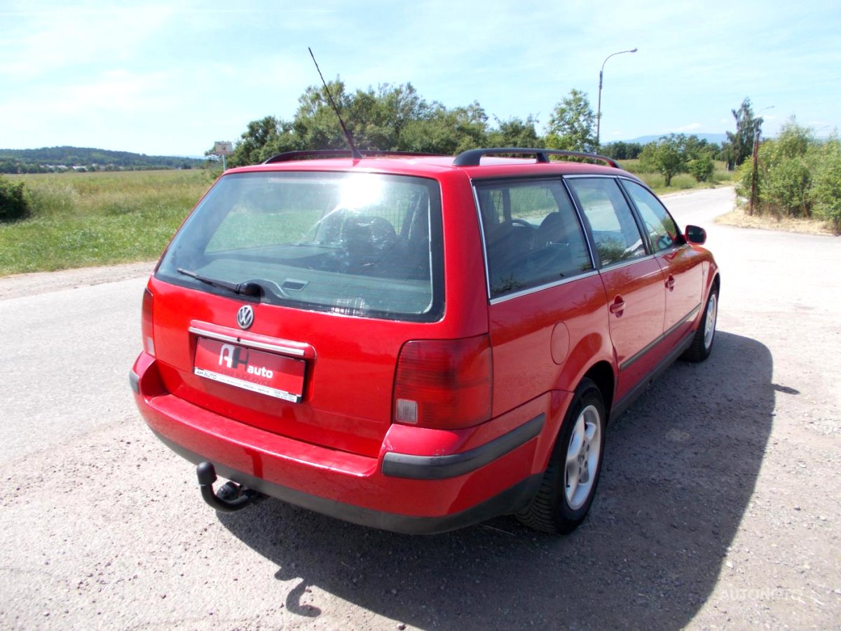 Volkswagen PASSAT VARIANT, 1999 - pohled č. 3