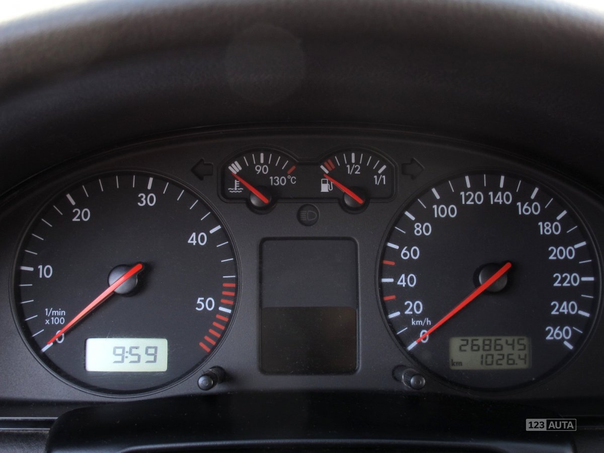 Volkswagen Passat, 1999 - pohled č. 10