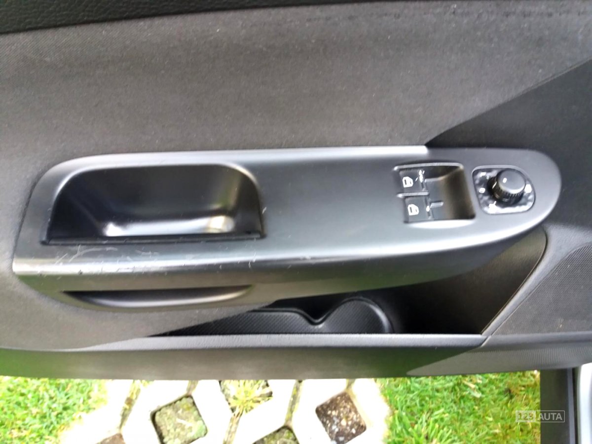 Volkswagen Passat, 2005 - pohled č. 15