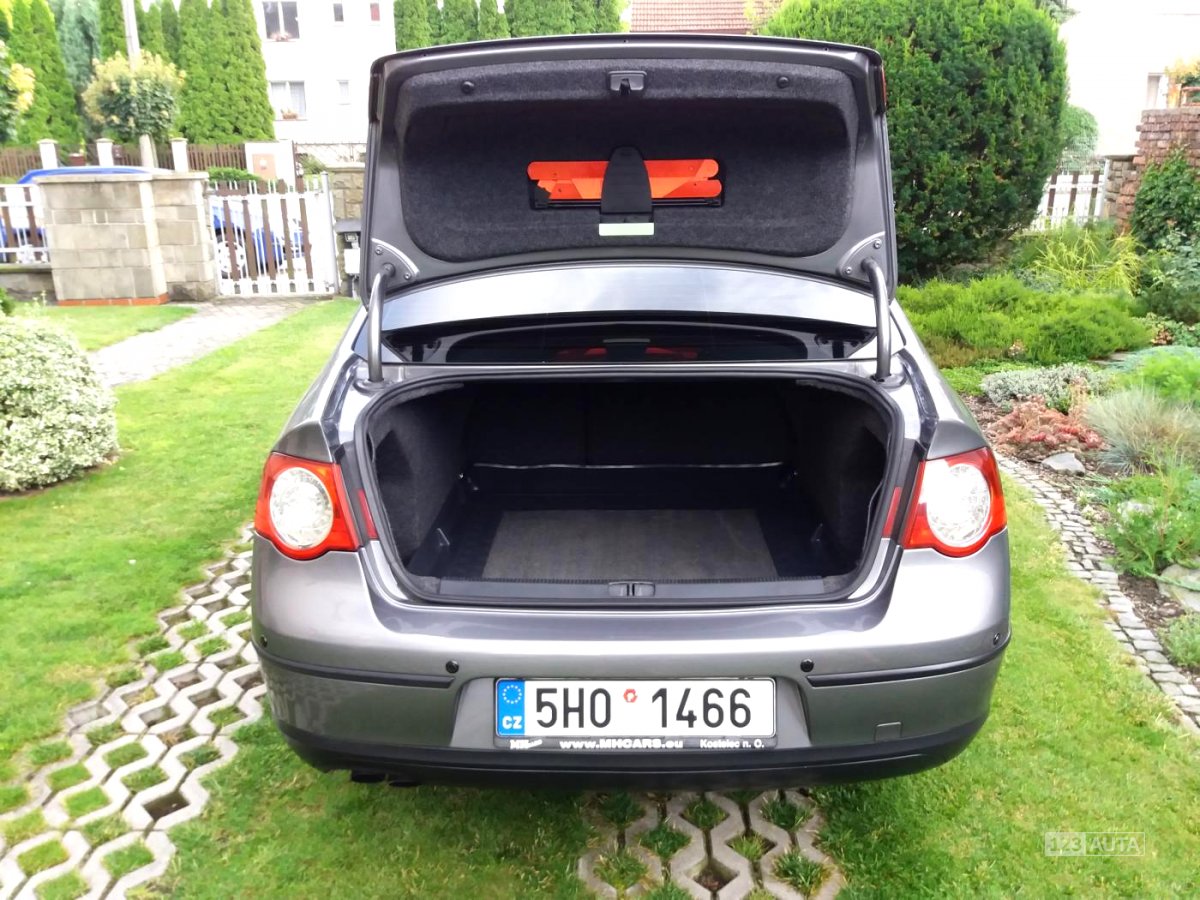 Volkswagen Passat, 2005 - pohled č. 6