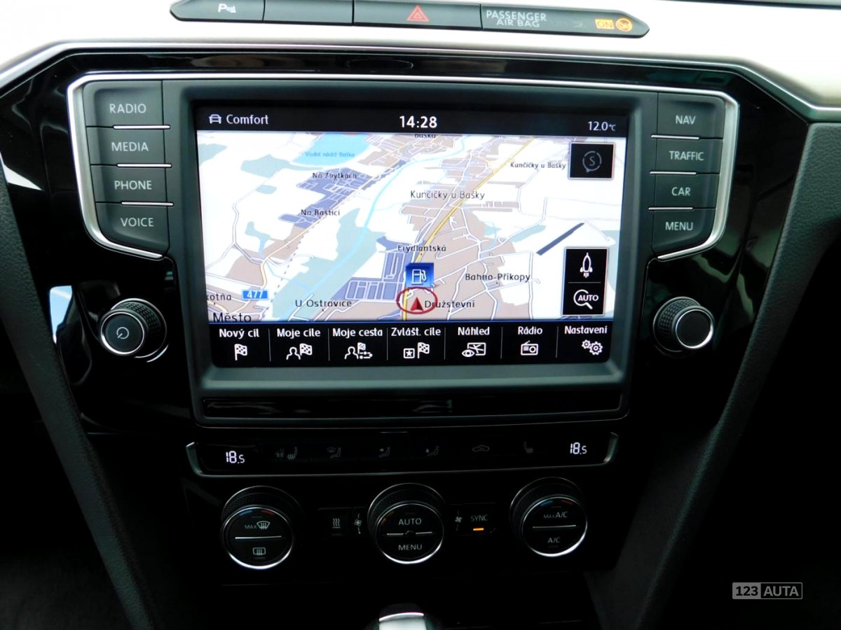 Volkswagen Passat, 2015 - pohled č. 14
