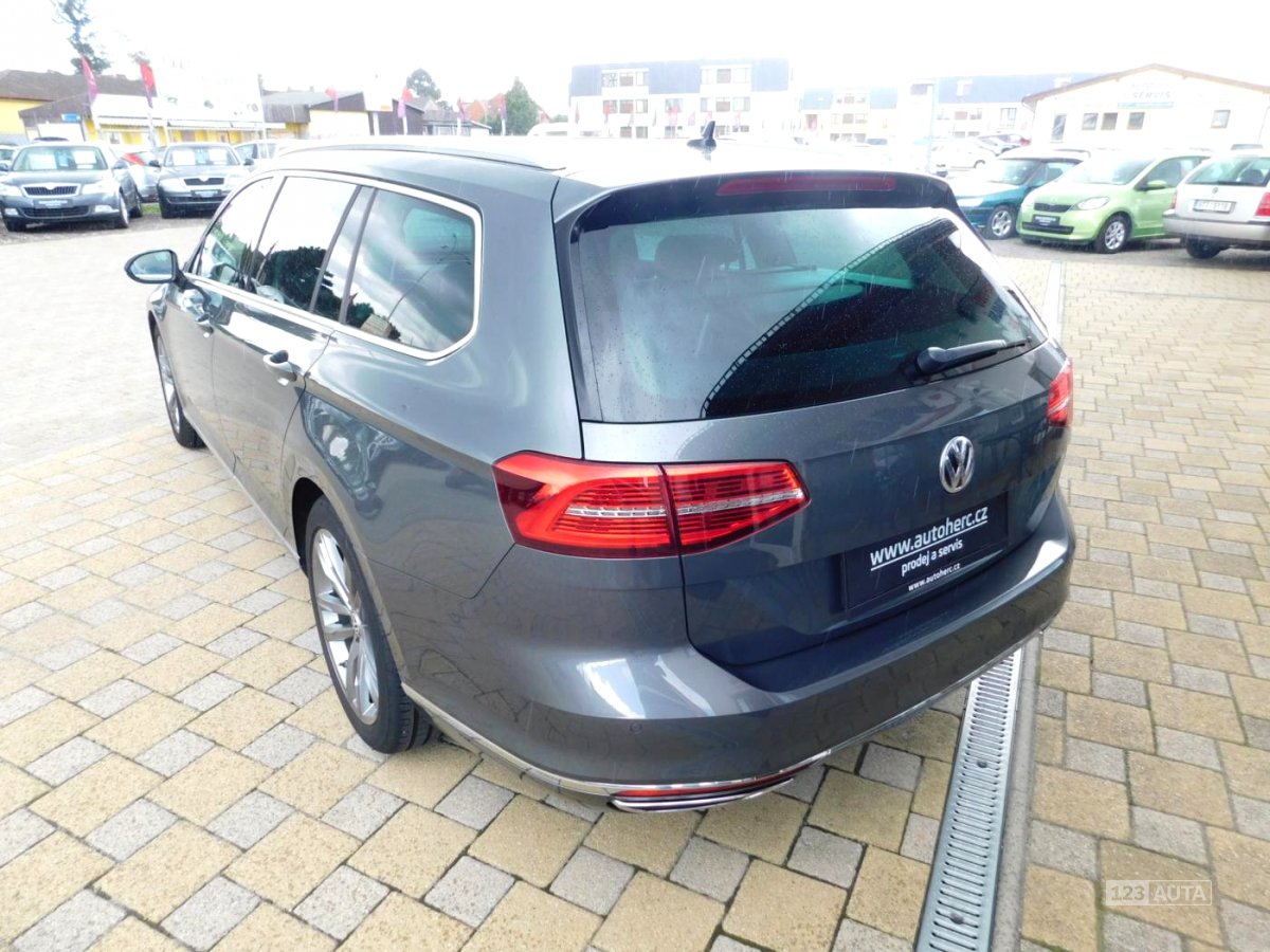 Volkswagen Passat, 2015 - pohled č. 5