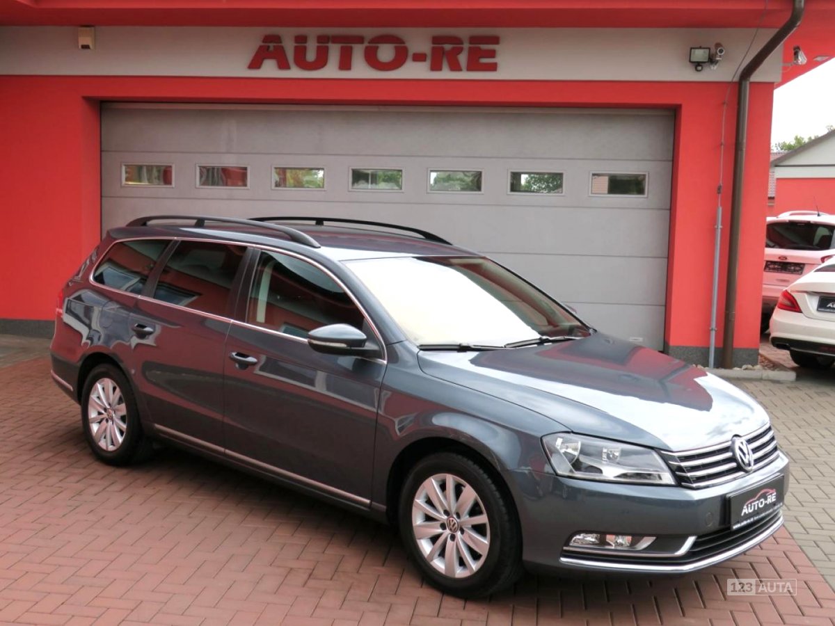 Volkswagen Passat, 2011 - pohled č. 2