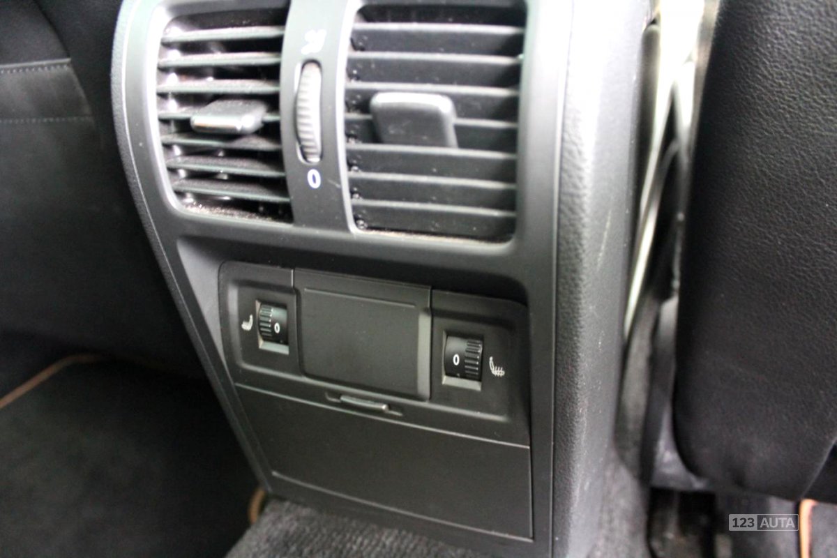 Volkswagen Passat, 2008 - pohled č. 15