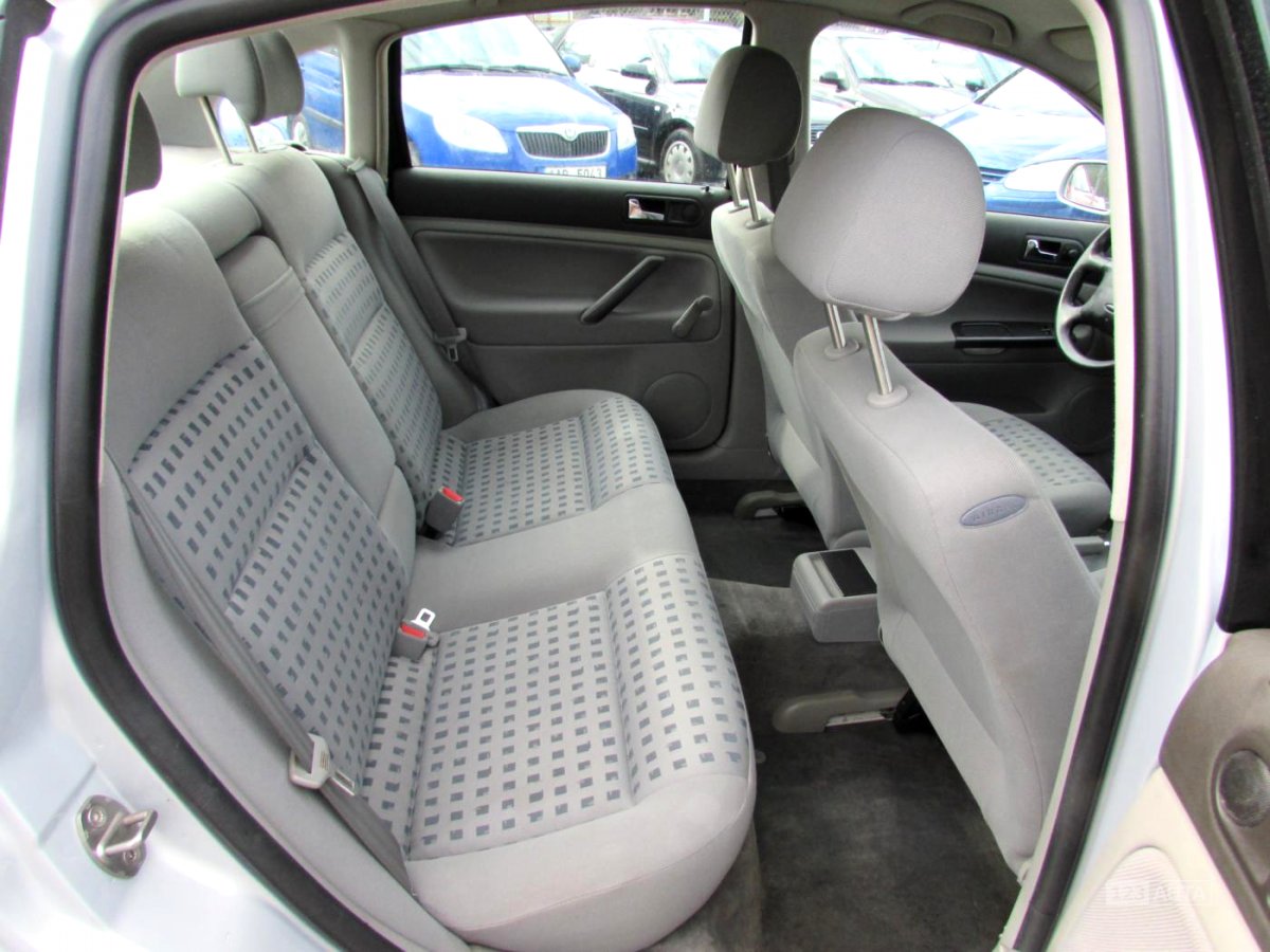 Volkswagen Passat, 2000 - pohled č. 15