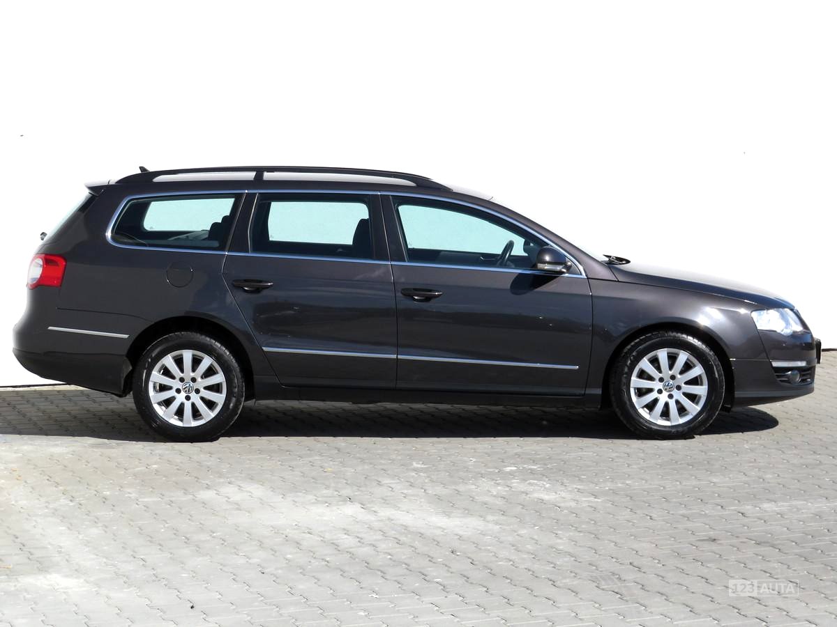 Volkswagen Passat, 2009 - pohled č. 4