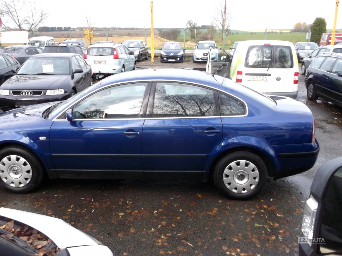 Volkswagen Passat, 2003 - pohled č. 8