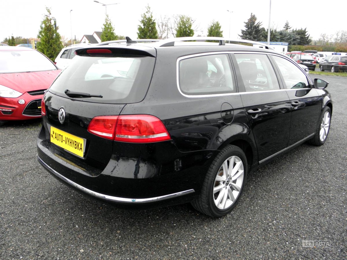 Volkswagen Passat, 2011 - pohled č. 4