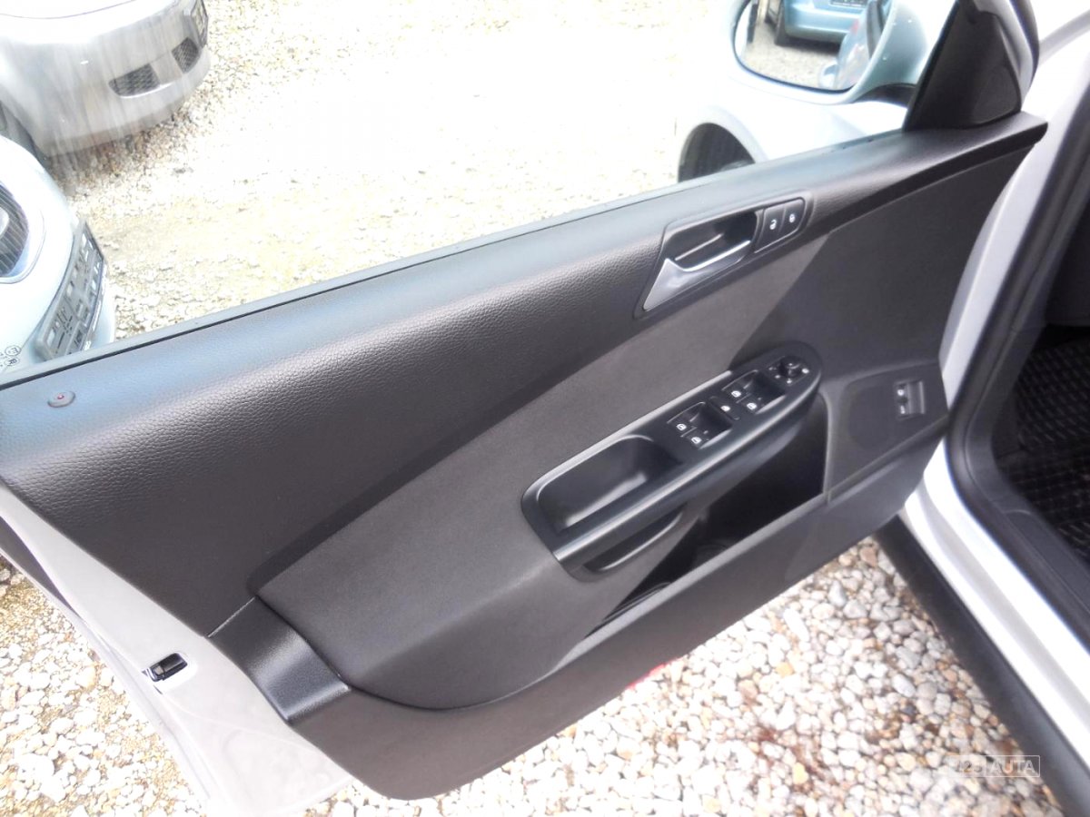 Volkswagen Passat, 2009 - pohled č. 6