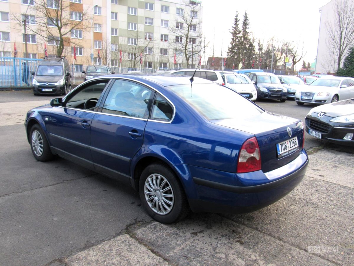 Volkswagen Passat, 2002 - pohled č. 4