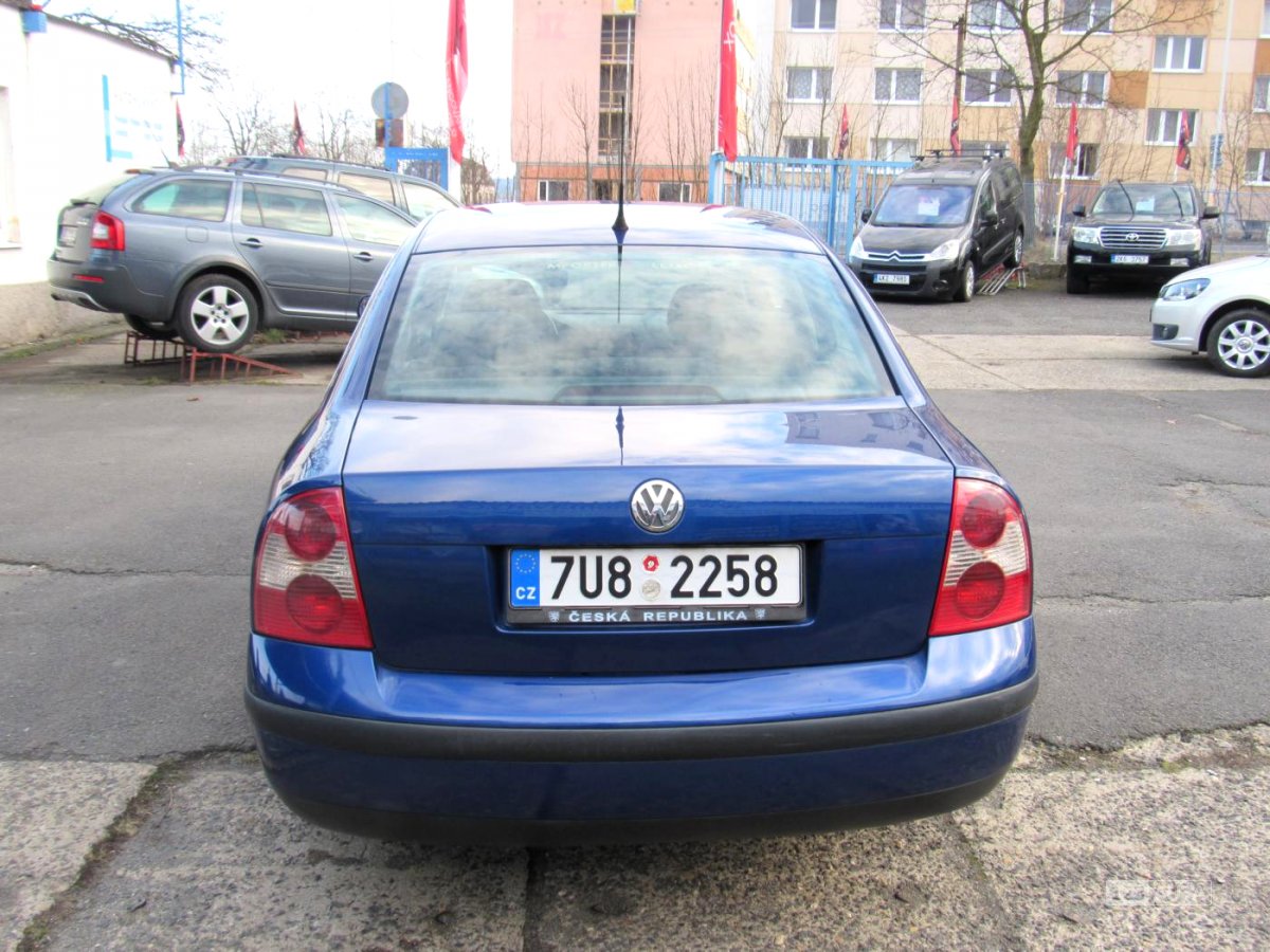 Volkswagen Passat, 2002 - pohled č. 5