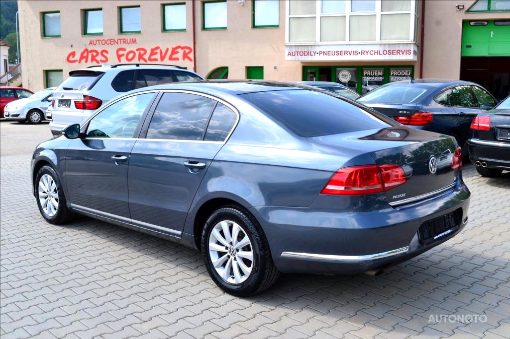 Volkswagen Passat, 2011 - pohled č. 3