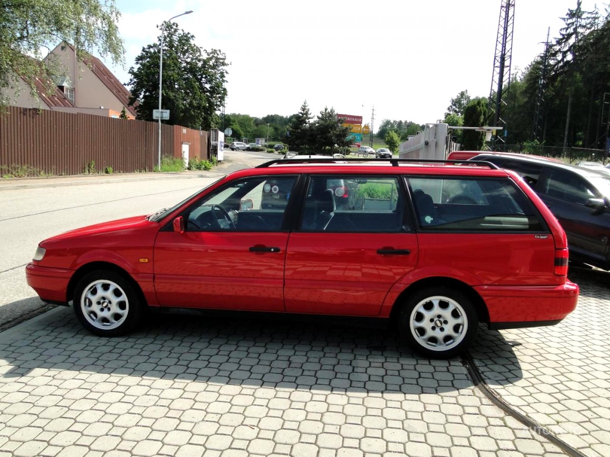Volkswagen Passat, 1995 - pohled č. 2