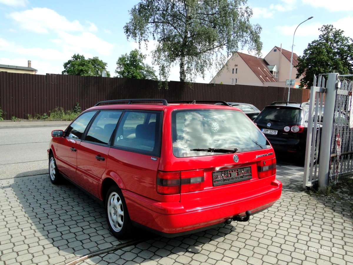 Volkswagen Passat, 1995 - pohled č. 3