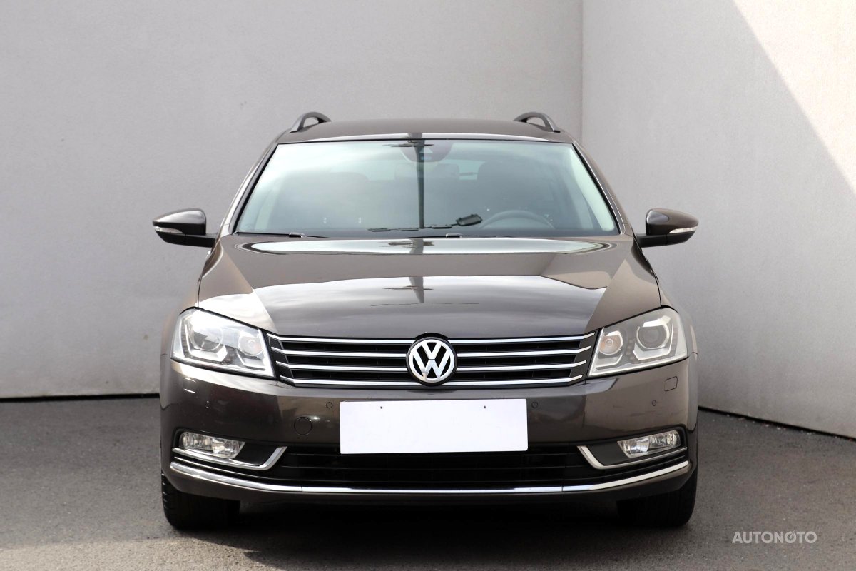 Volkswagen Passat, 2014 - pohled č. 2