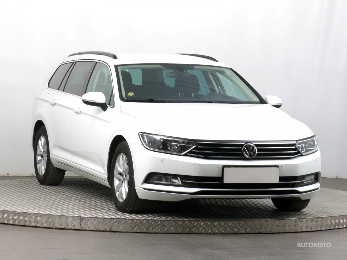 Volkswagen Passat, 2016 - celkový pohled