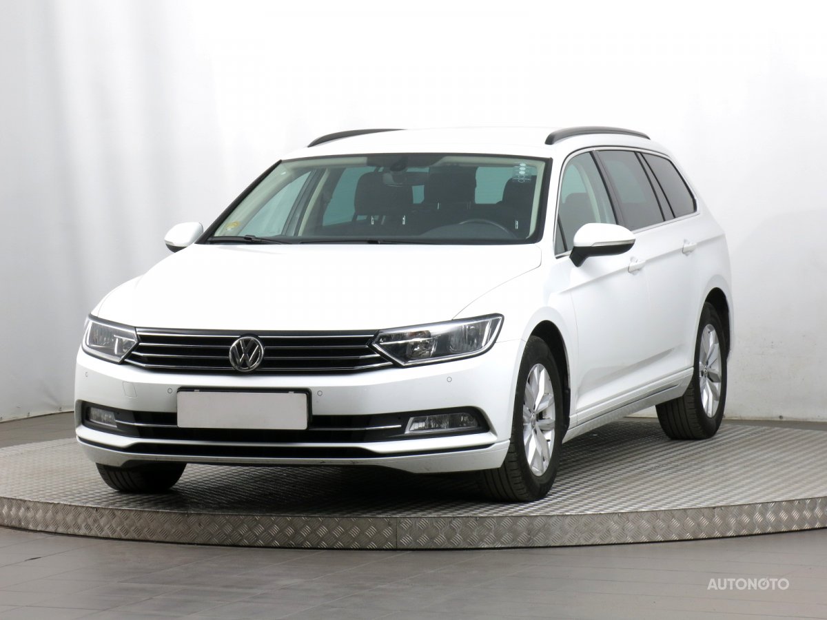Volkswagen Passat, 2016 - pohled č. 3