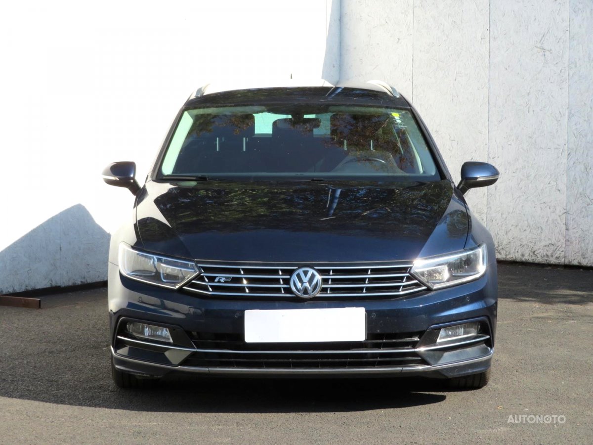 Volkswagen Passat, 2016 - pohled č. 2
