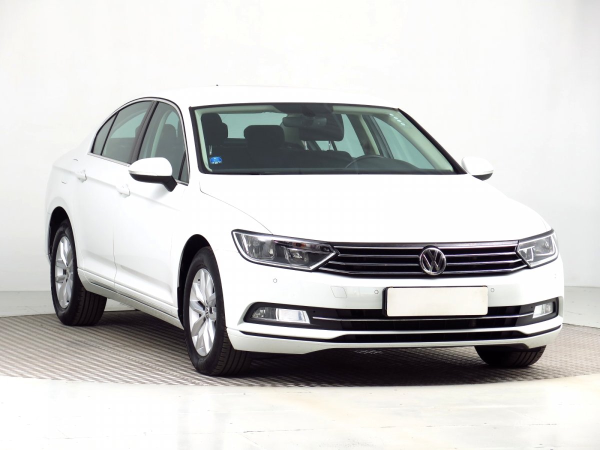 Volkswagen Passat, 2017 - celkový pohled