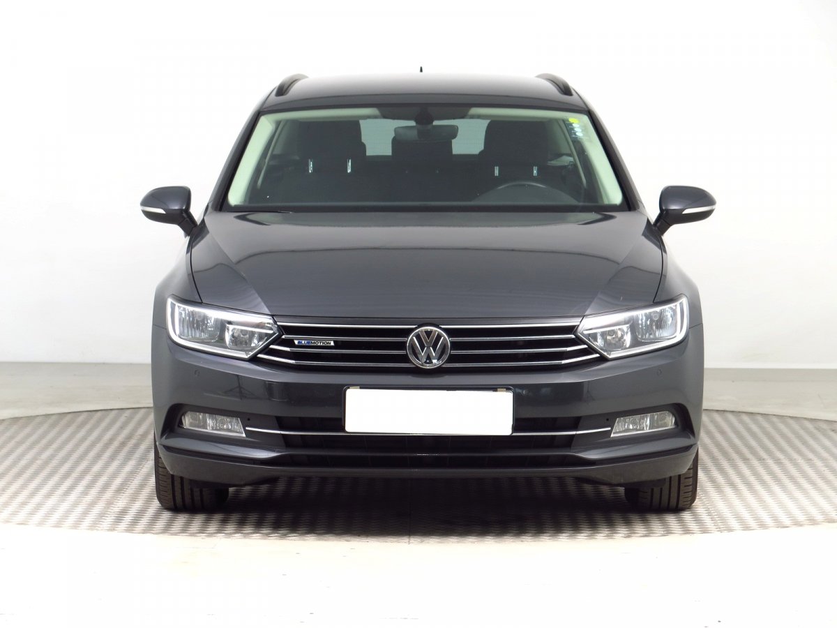 Volkswagen Passat, 2016 - pohled č. 2