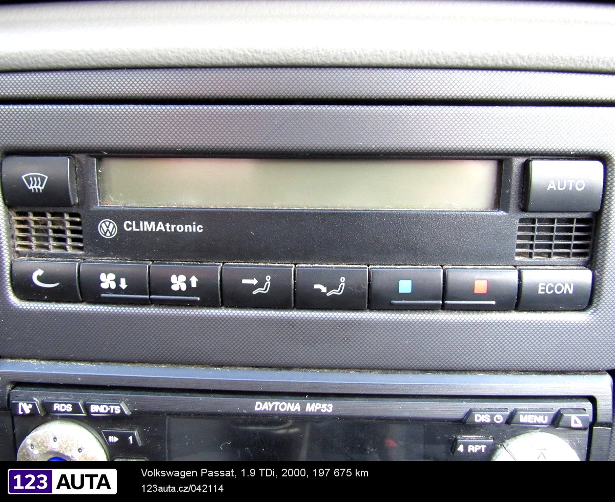 Volkswagen Passat, 2000 - pohled č. 18