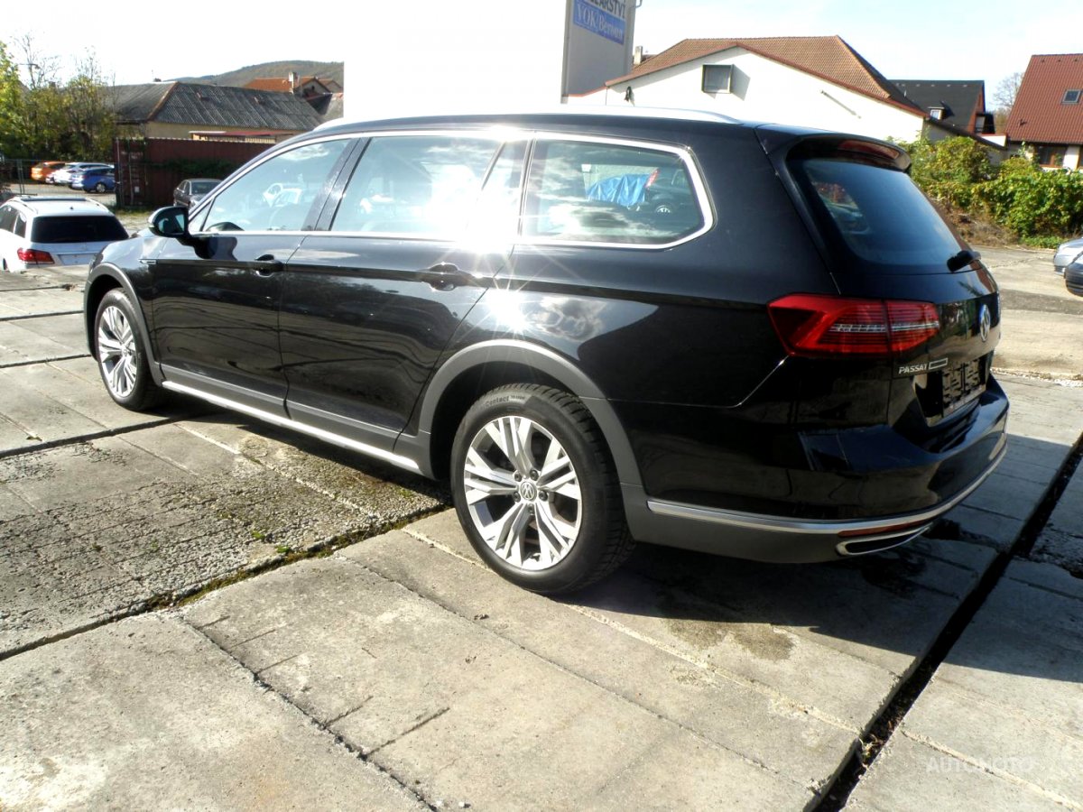 Volkswagen Passat, 2016 - pohled č. 2