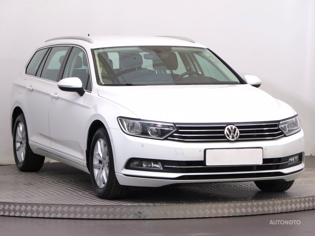 Volkswagen Passat, 2015 - celkový pohled