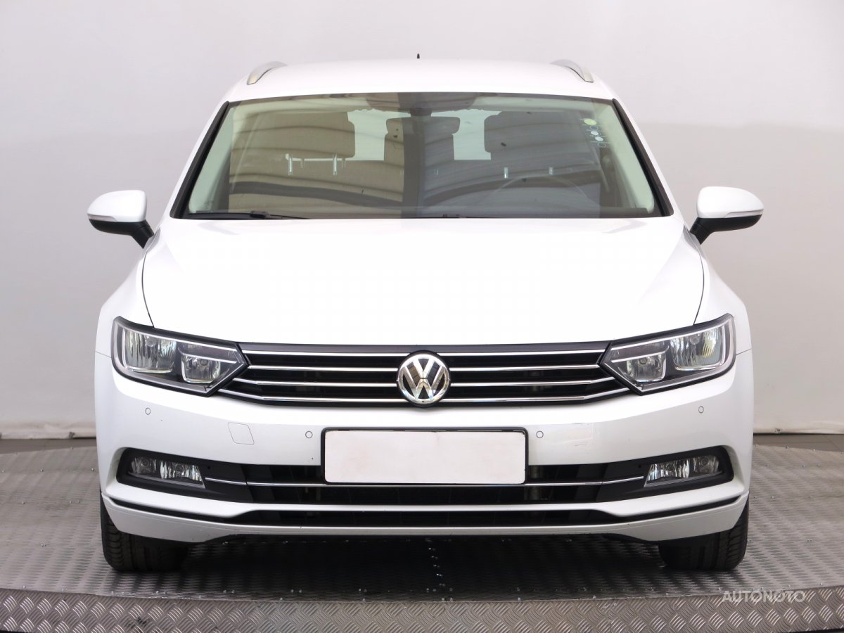 Volkswagen Passat, 2015 - pohled č. 2