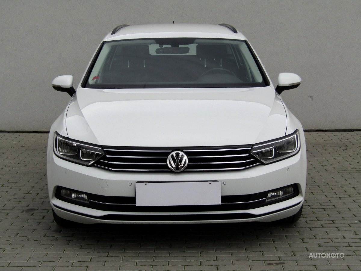 Volkswagen Passat, 2015 - pohled č. 2