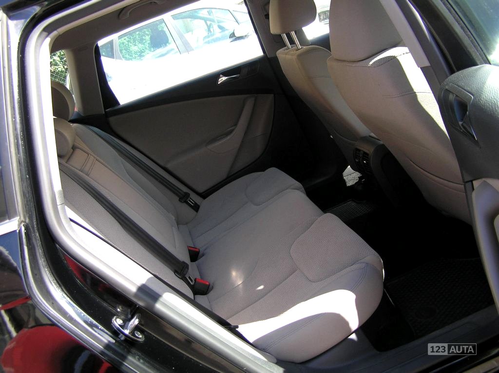 Volkswagen Passat, 2008 - pohled č. 13