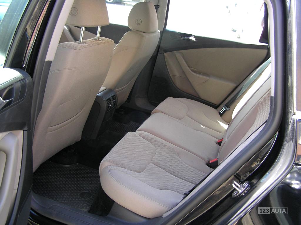 Volkswagen Passat, 2008 - pohled č. 14