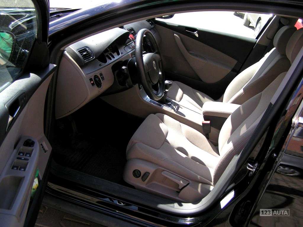 Volkswagen Passat, 2008 - pohled č. 8