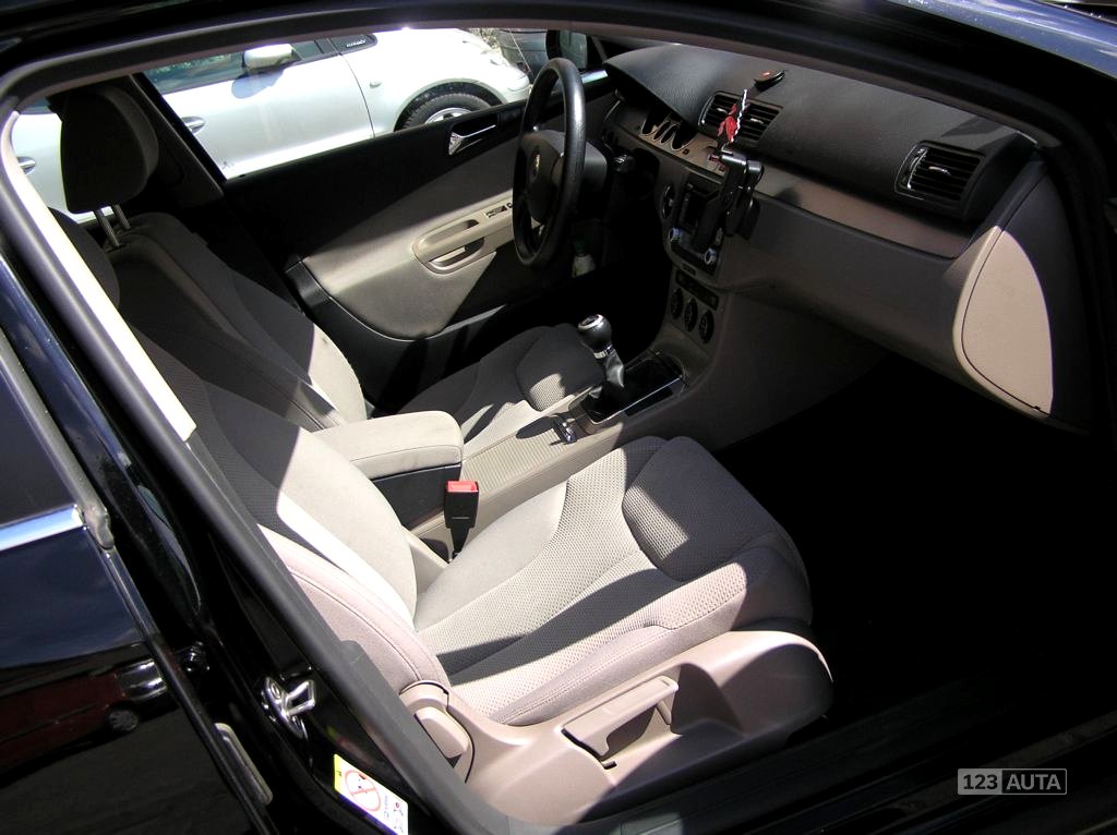 Volkswagen Passat, 2008 - pohled č. 9