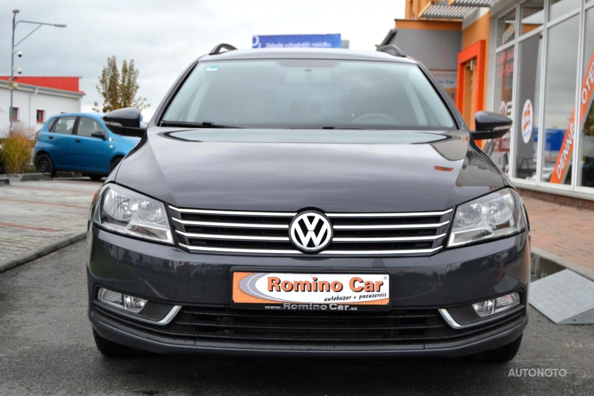Volkswagen Passat, 2012 - pohled č. 2