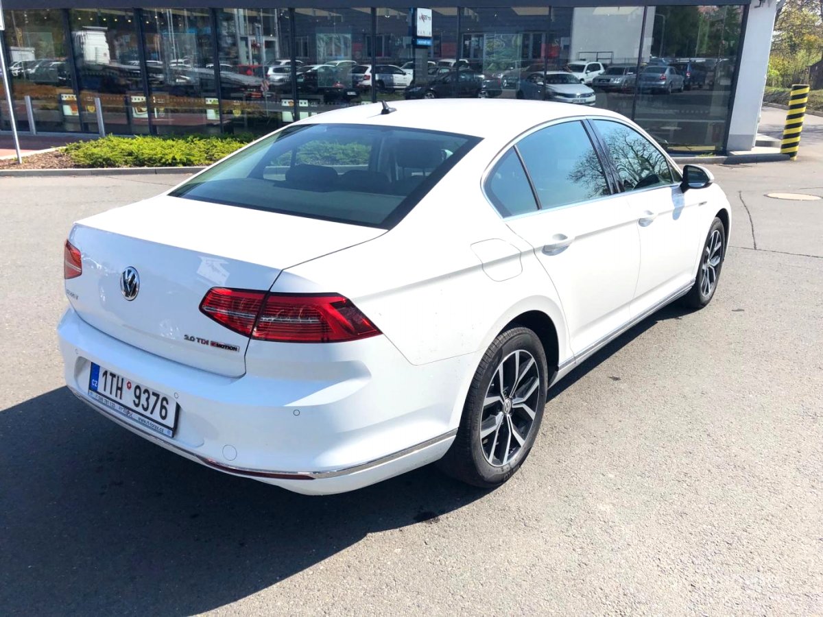 Volkswagen Passat, 2017 - pohled č. 2