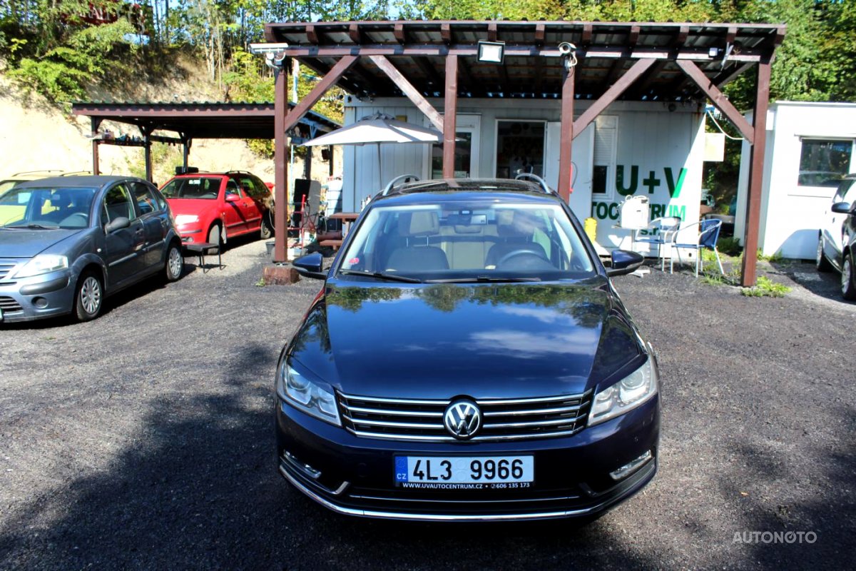 Volkswagen Passat, 2011 - pohled č. 2