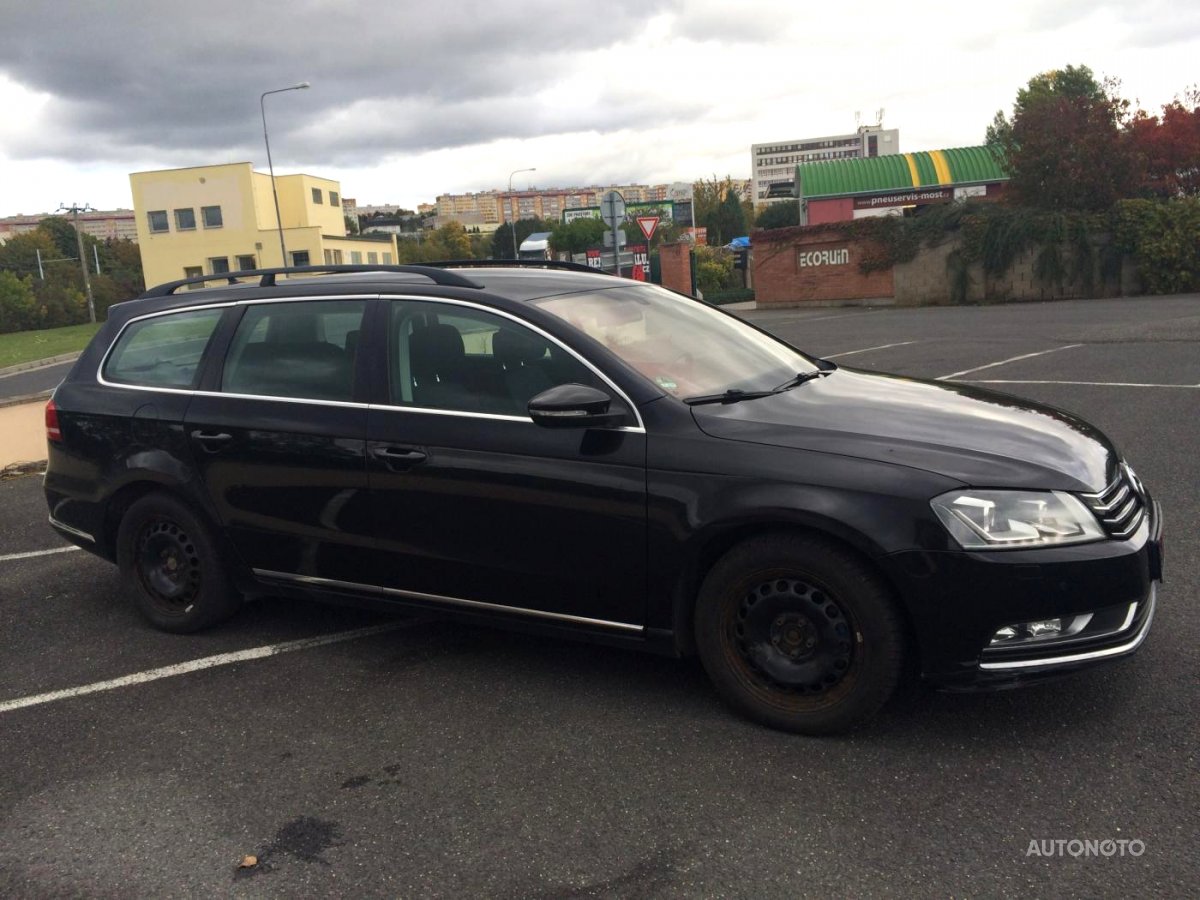 Volkswagen Passat, 2011 - pohled č. 2