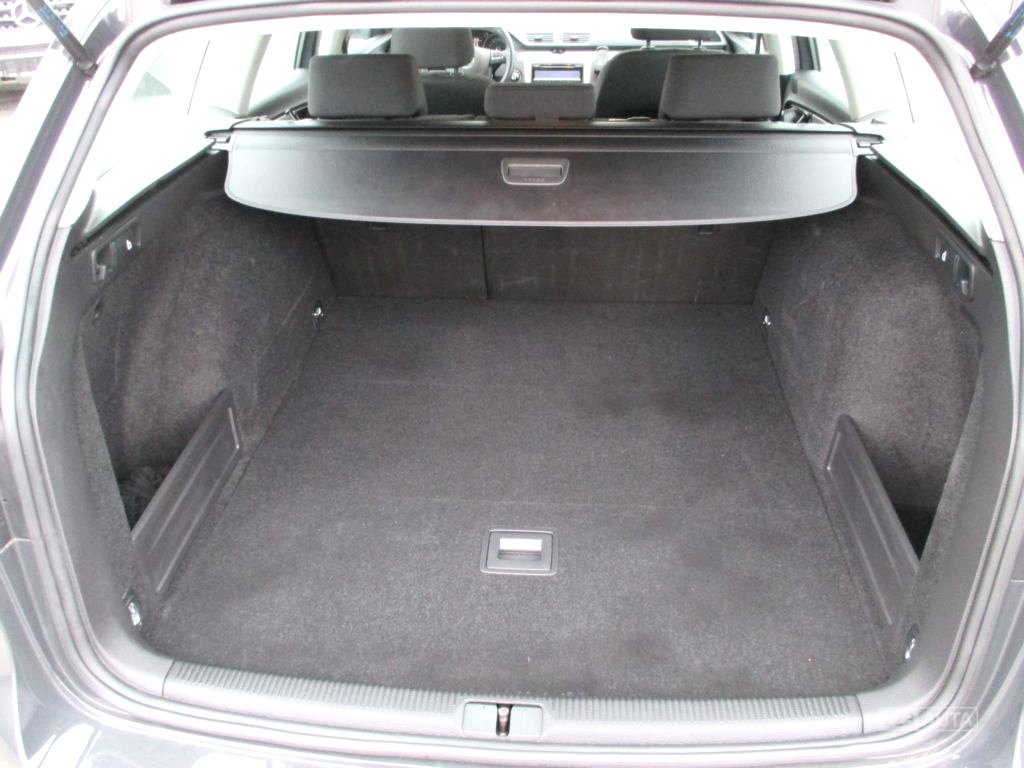 Volkswagen Passat, 2013 - pohled č. 10