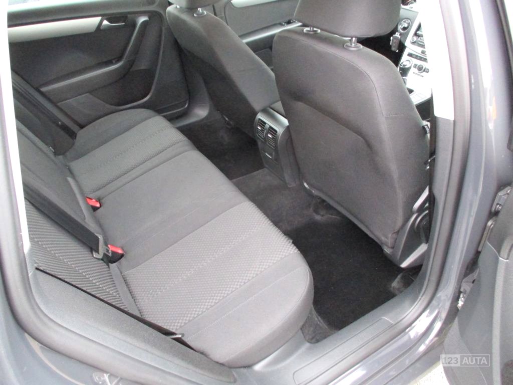 Volkswagen Passat, 2013 - pohled č. 9
