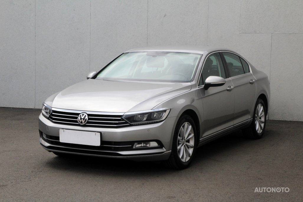 Volkswagen Passat, 2018 - pohled č. 3