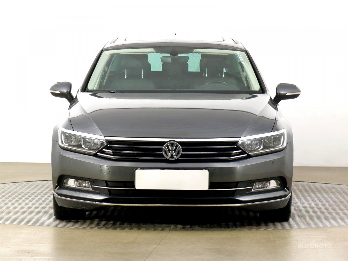 Volkswagen Passat, 2016 - pohled č. 2
