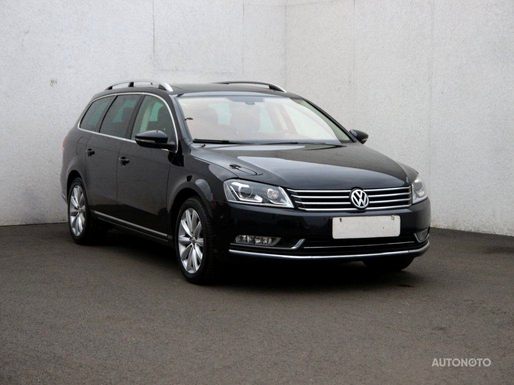 Volkswagen Passat, 2012 - celkový pohled