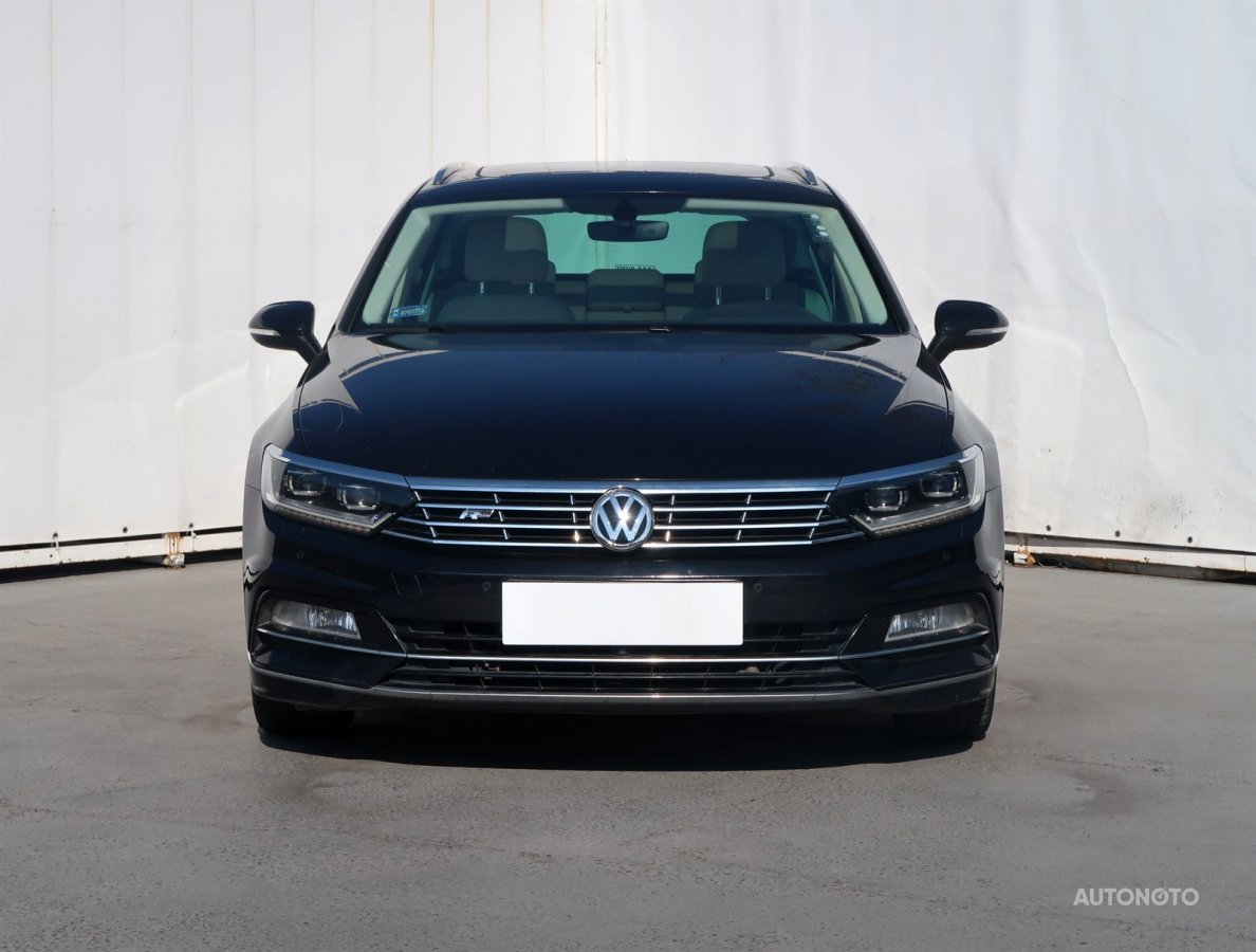 Volkswagen Passat, 2015 - pohled č. 2