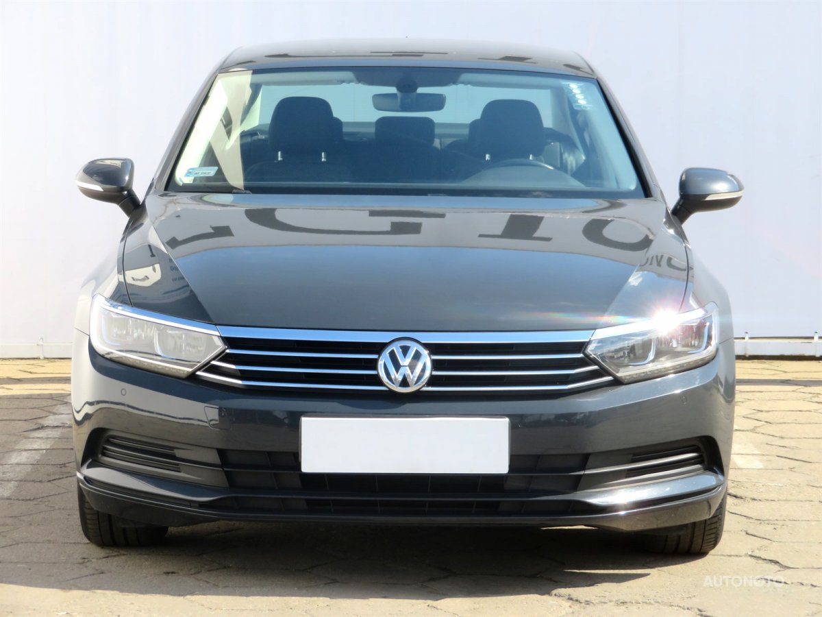 Volkswagen Passat, 2017 - pohled č. 2
