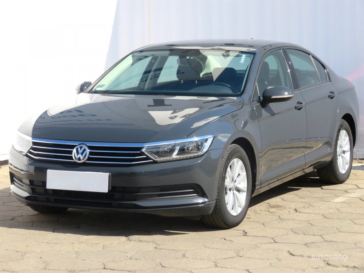 Volkswagen Passat, 2017 - pohled č. 3