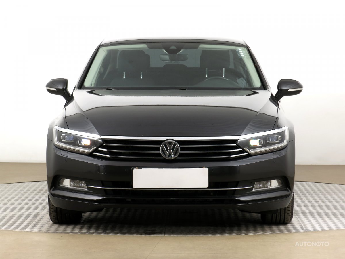 Volkswagen Passat, 2017 - pohled č. 2